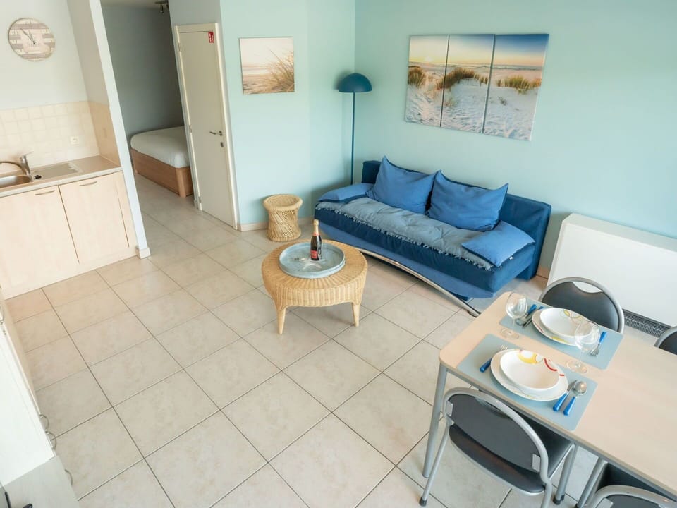 Table, Furniture, Couch, Interior Design, Architecture, Flooring, Floor, Studio Couch, Living Room, Comfort