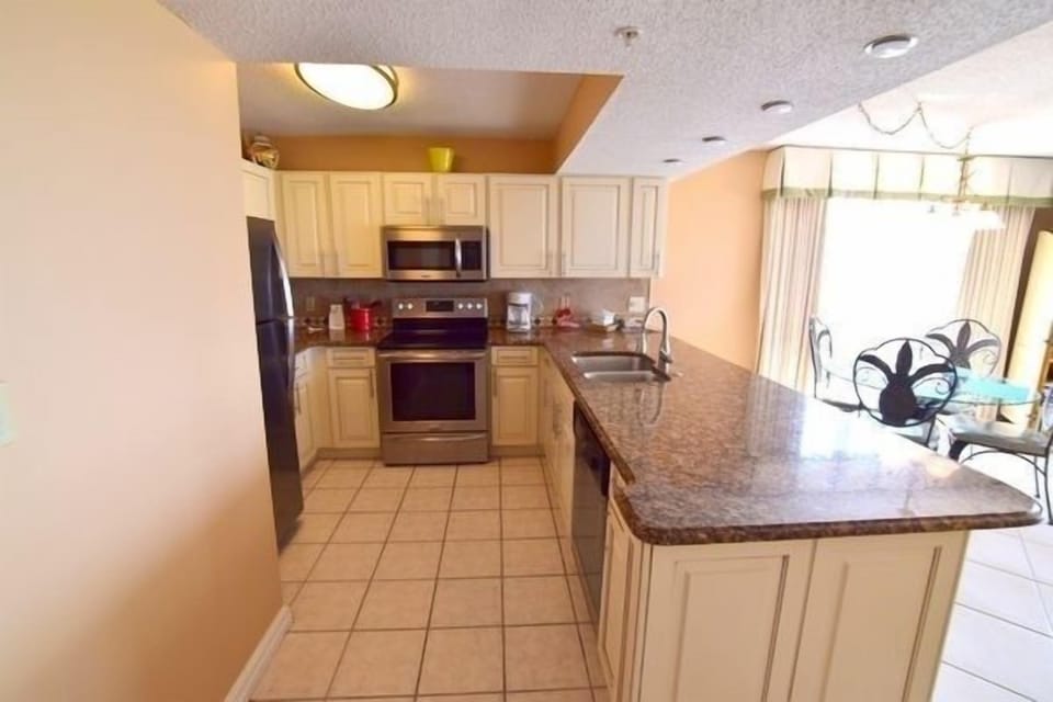 Indoors, Kitchen, Refrigerator, Microwave, Oven