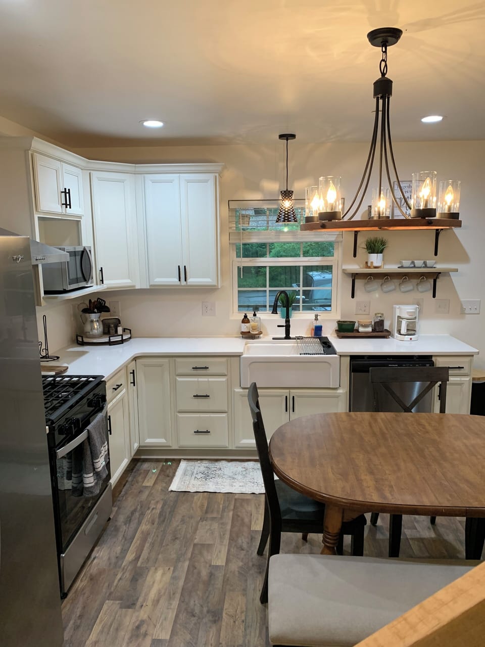 Kitchen/ dining room
