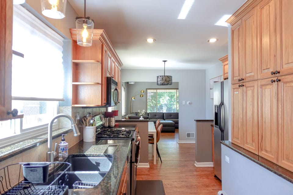 1st Kitchen: Flow of Traffic is like a Breeze