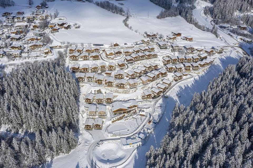 Immediate Surroundings [summer] (<1 km)