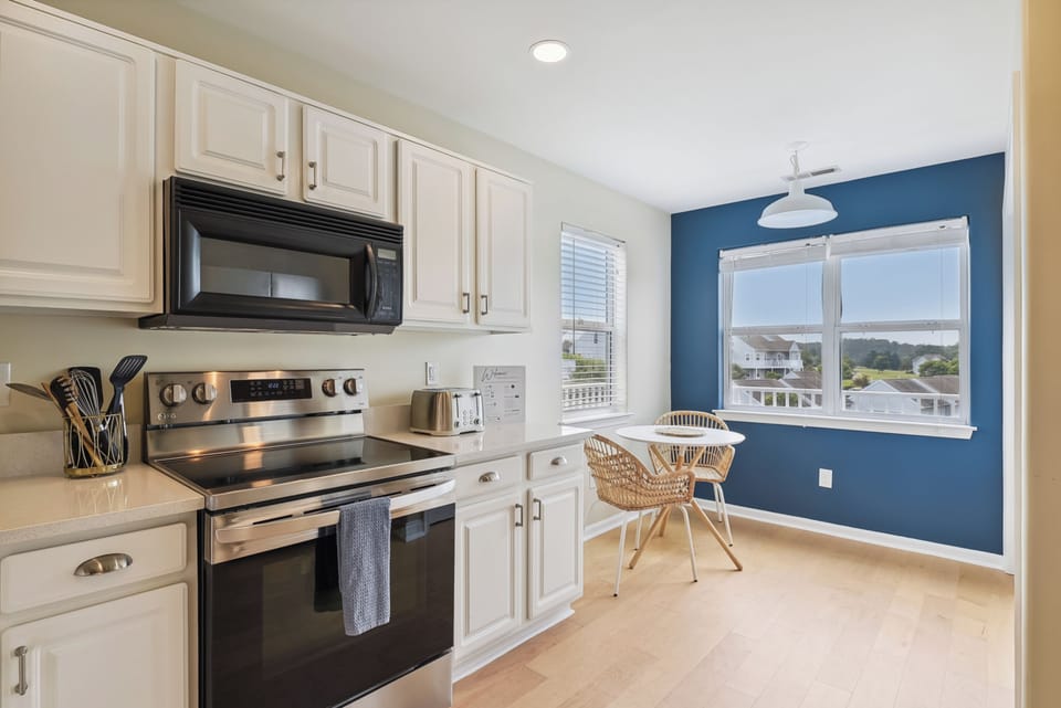 Main Level,Kitchen,