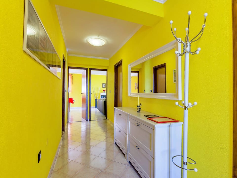 Entrance / Reception