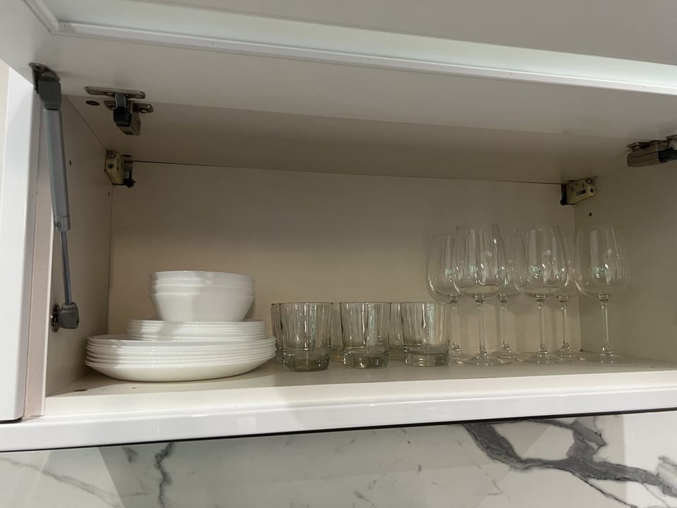 Crockery 
