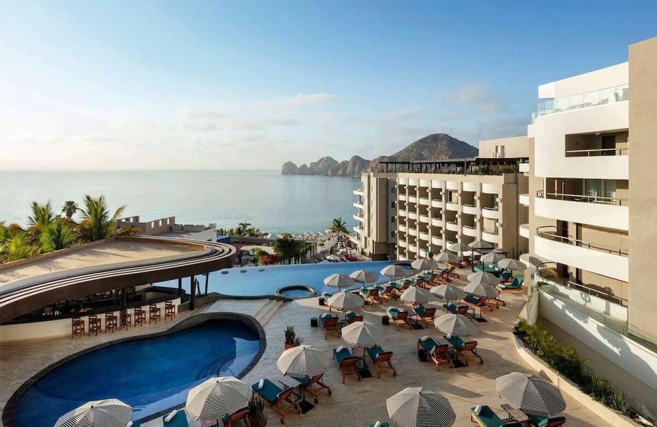 Dive into sunny pool days with ocean breezes nearby.