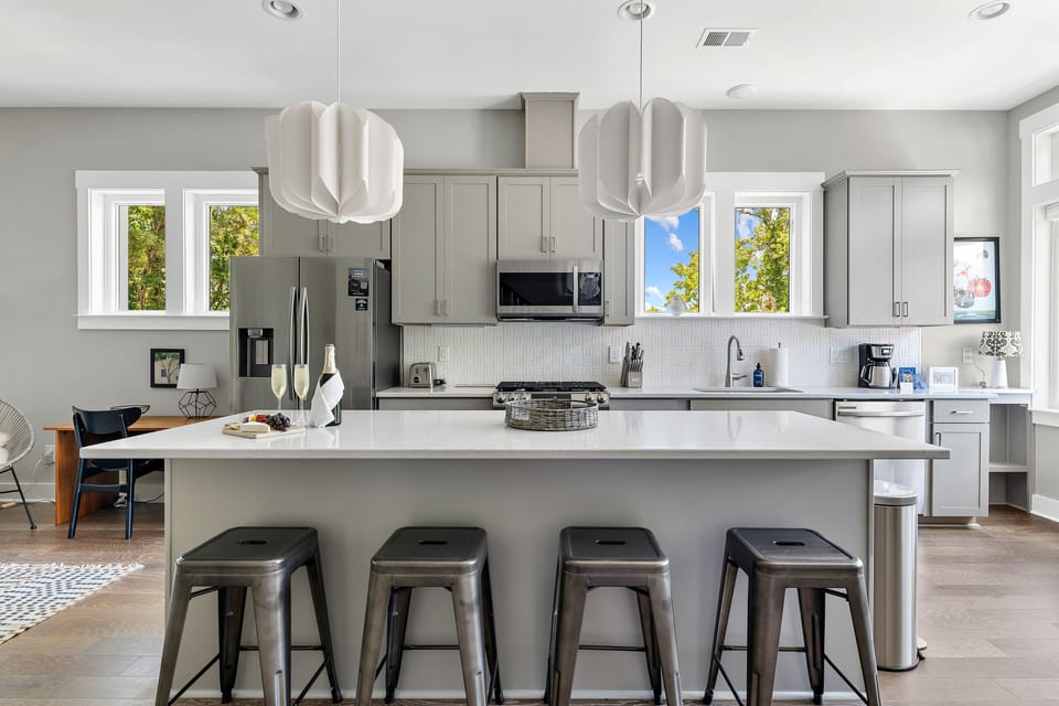 Serene Sanctuary With Charming Porch | Oak Grove
