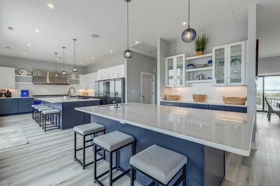 Top-Level Kitchen with 2 Islands (seats 10)