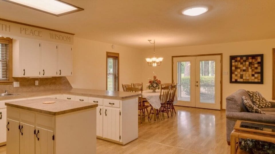 b3d10f68-7811-41e2-bf0c-a3395fed4f06