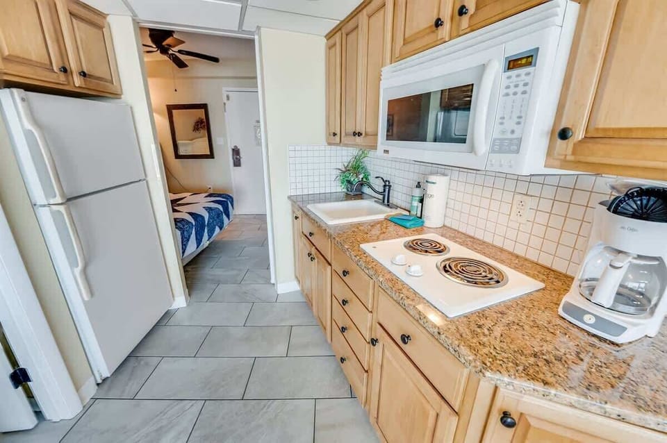 Kitchen Area, Beautifully Decorated