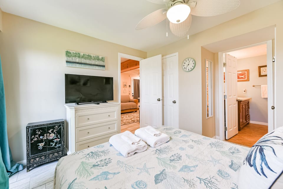 TV IN THE BEDROOM