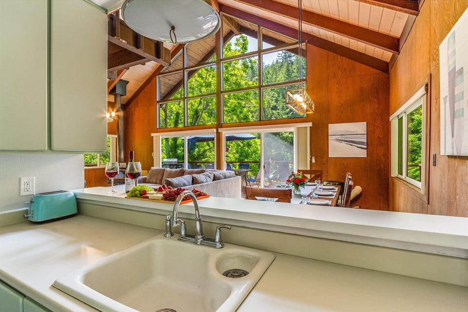 Kitchen to Dining