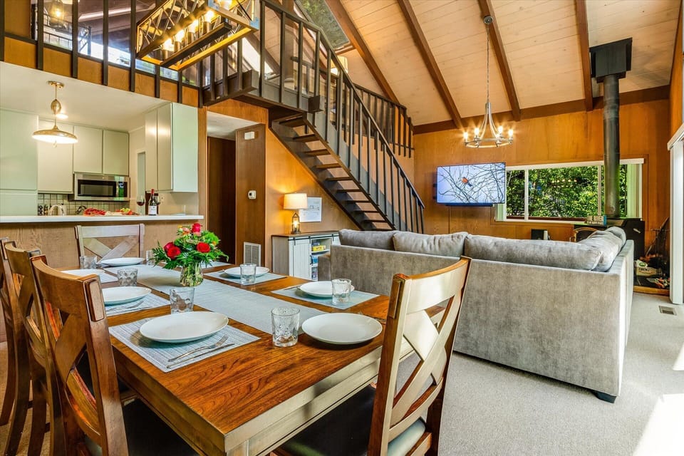 Dining to Living Room