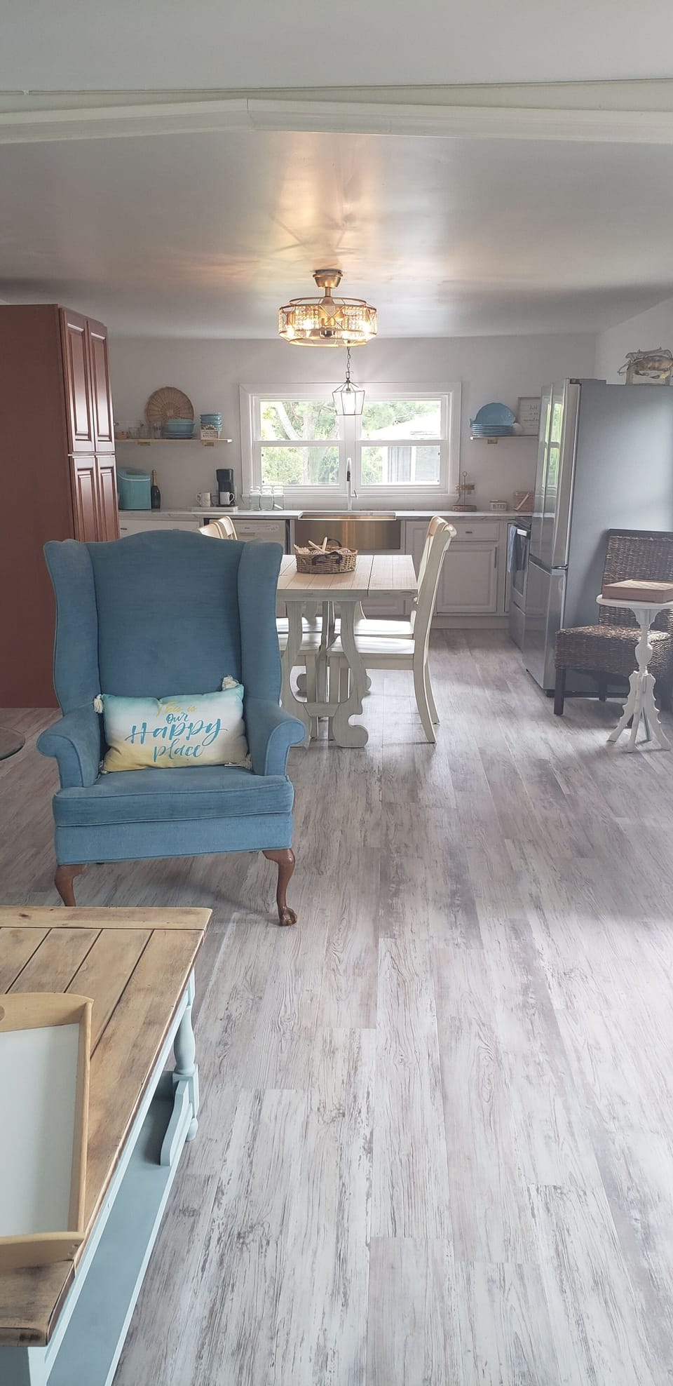 Enjoyable Living Room open to Kitchen!