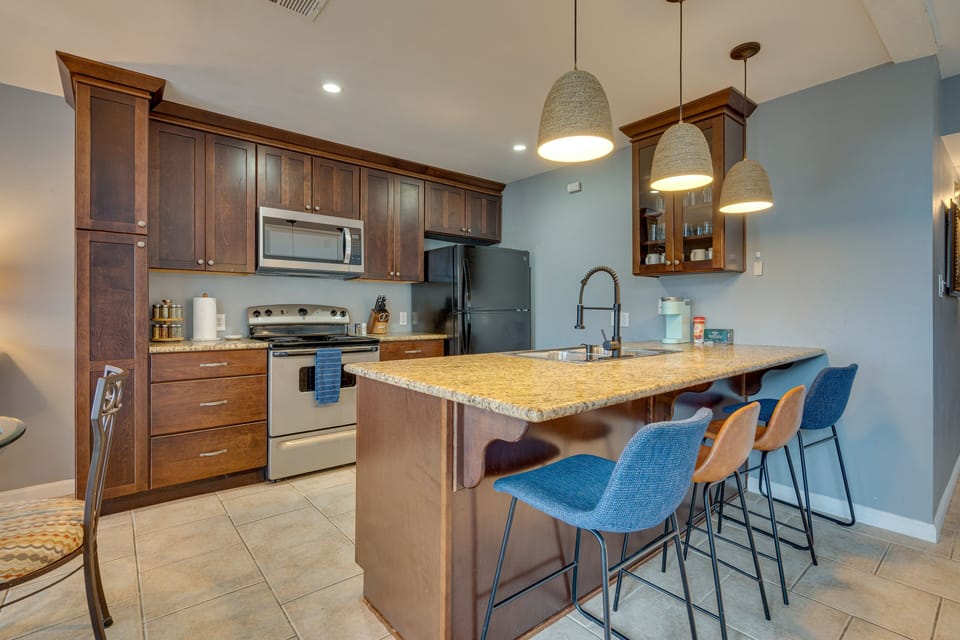 Kitchen | 1st Floor | Dishwasher | Coffee Maker | Cooking Basics