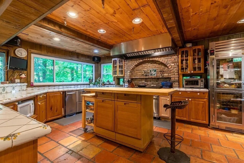 Chef's Kitchen | Gourmet kitchen with every possible accessory and appliance