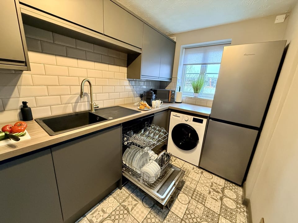 Book direct for 10% off at hutchlifestyleapartments.com