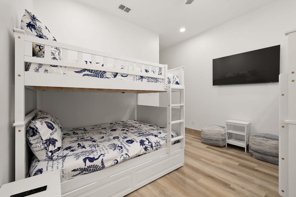 With room for multiple guests, everyone can enjoy sleepovers, movie nights, and plenty of vacation memories together.