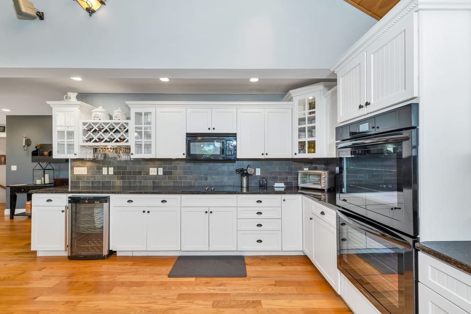 7 Acorn Dr025