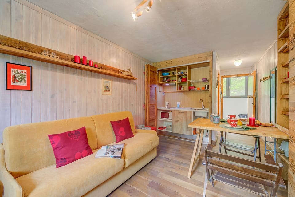 Living and dining room