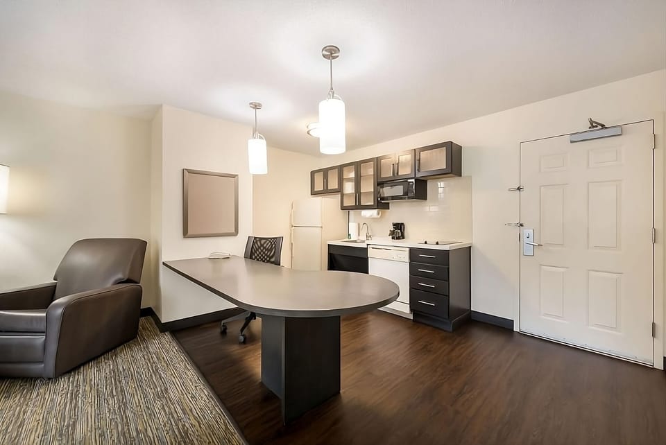 Cook and sip coffee easily in your convenient kitchenette.
