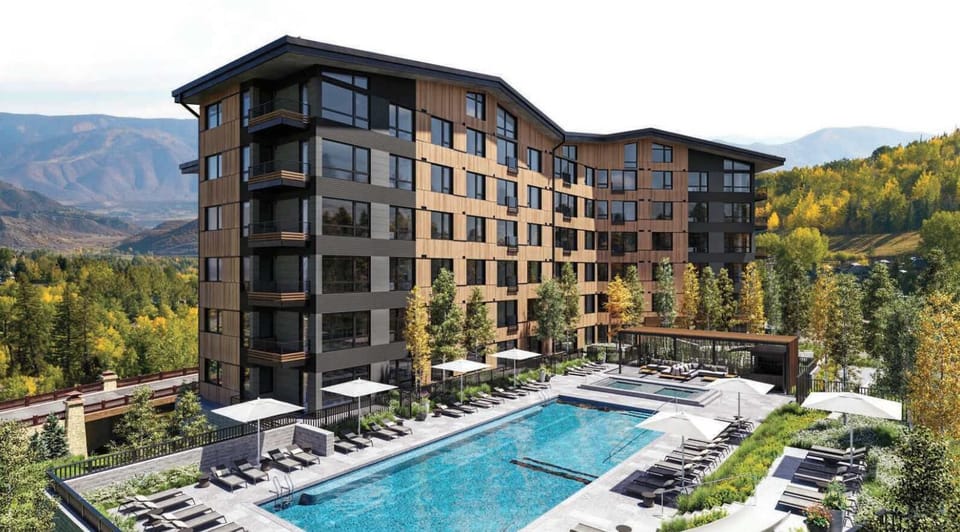 Exterior view - Electric Pass Lodge pool area