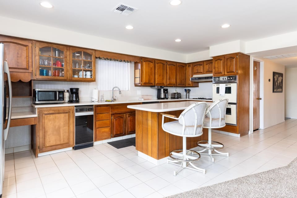 Open Kitchen