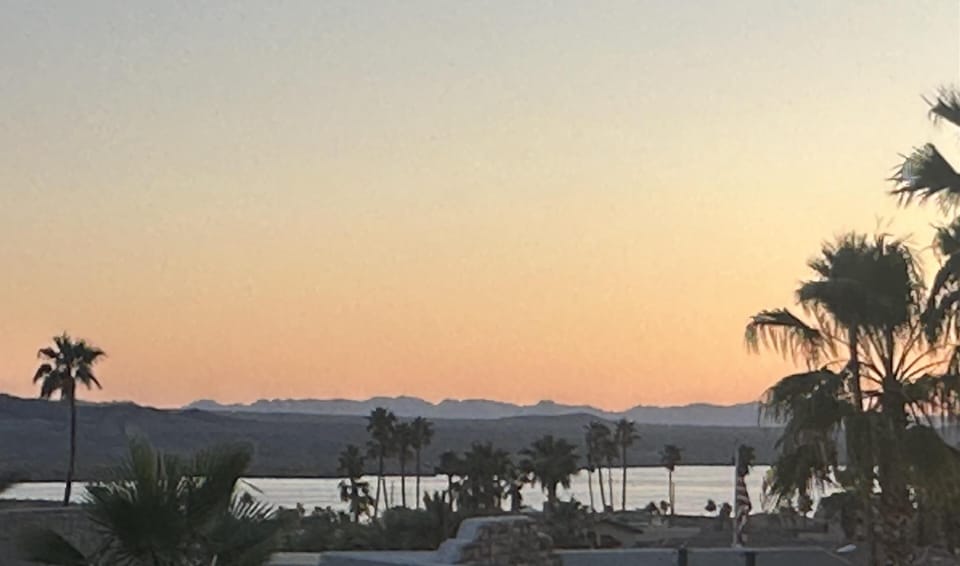 sunsets are beautiful!