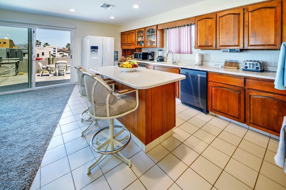 light and airy Kitchen with BBQ access