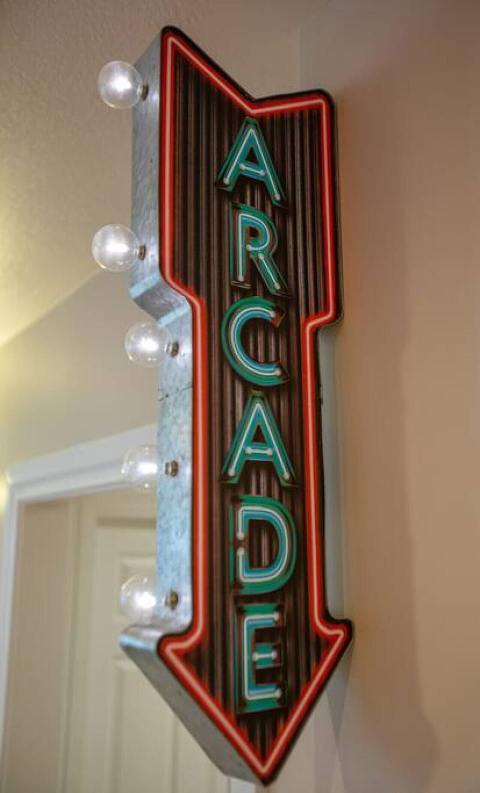 Decorative details that enhance the game room atmosphere