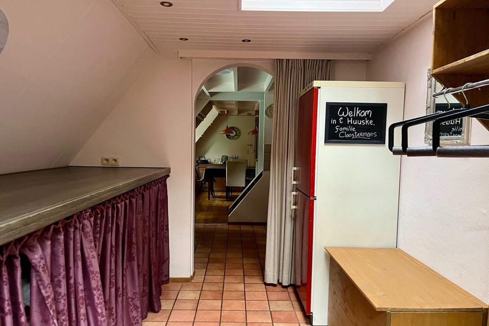 Entrance / Reception