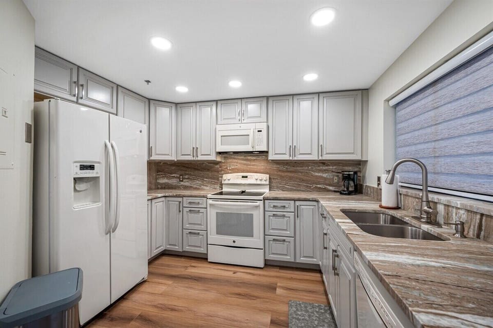 Fully-Equipped Kitchen