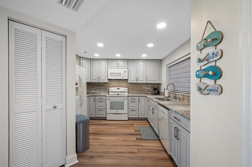 Spacious Kitchen