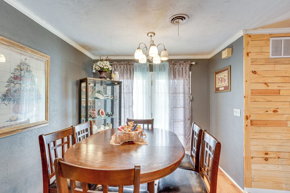 Additional Dining Area