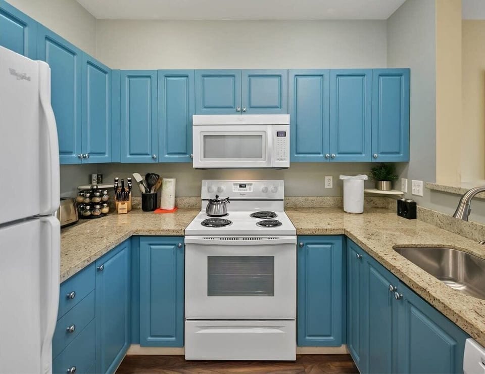 Well Equipped Kitchen is waiting for you!