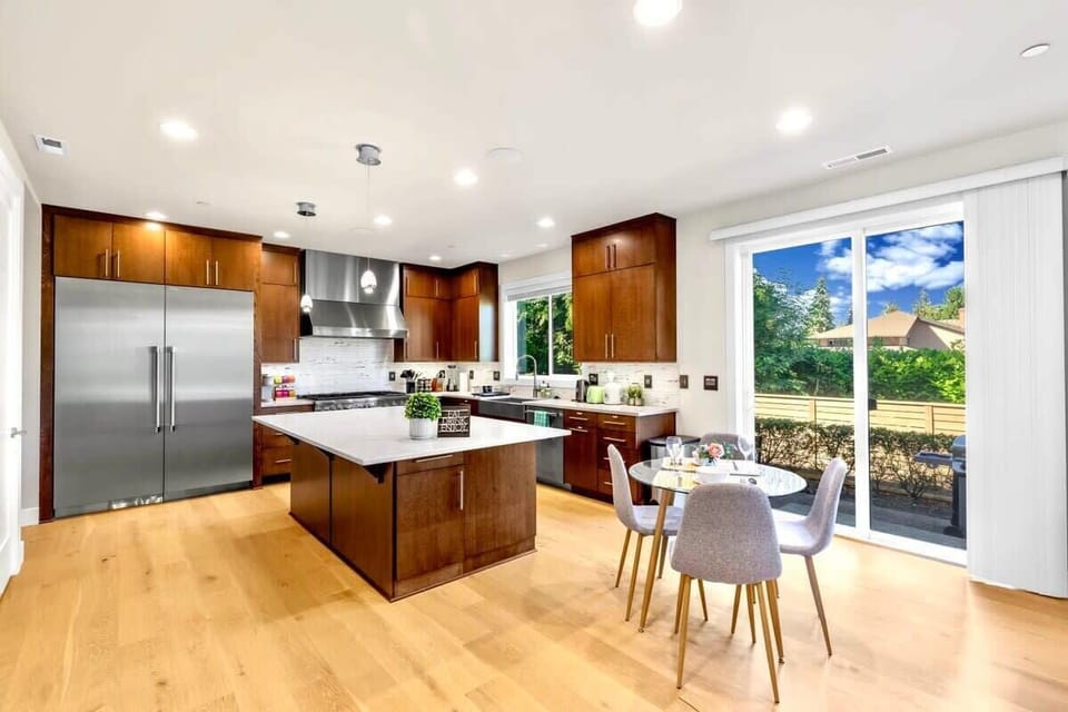 Fully equipped kitchen