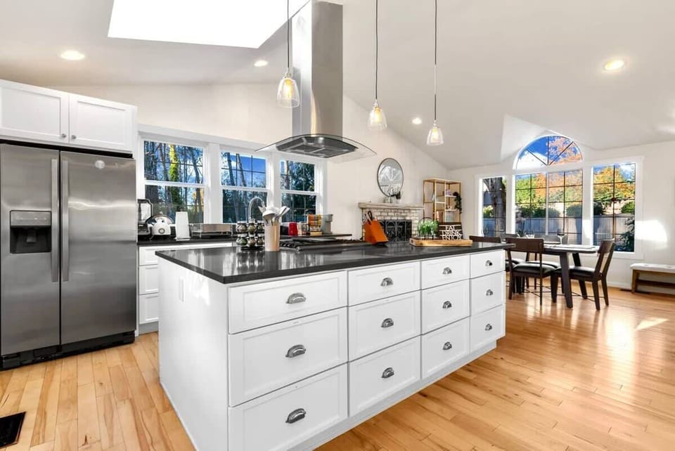 Big kitchen island makes your cooking much easier