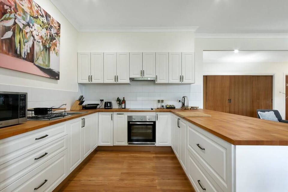 Kitchen (1)