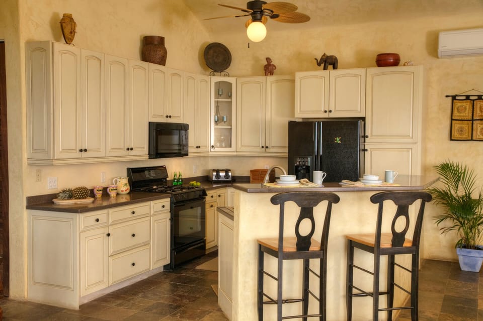 Well equipped kitchen