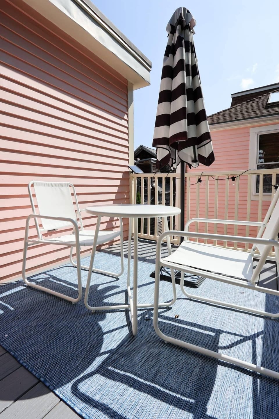 Porch space, located just off bedroom 1