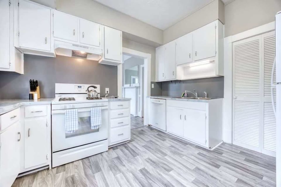 Fully stocked kitchen