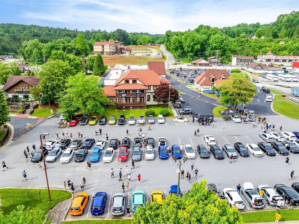 Car Show in Helen in May