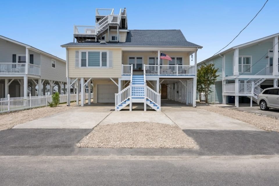 You will be singing Sweet Caroline all week at this fantastic channel home.