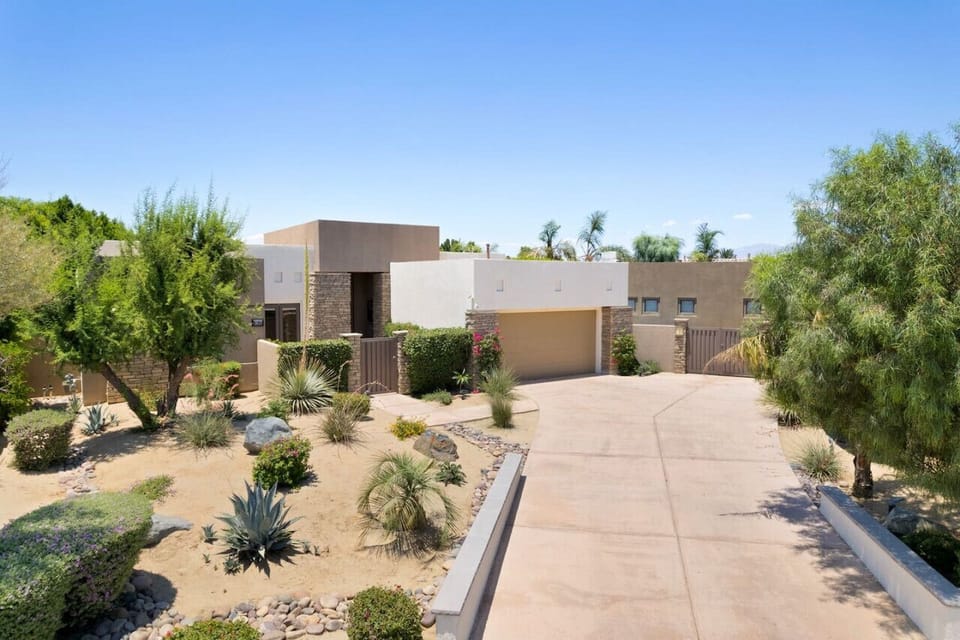 Parking available for 6 vehicles in the driveway and 2 in the garage (8 total)