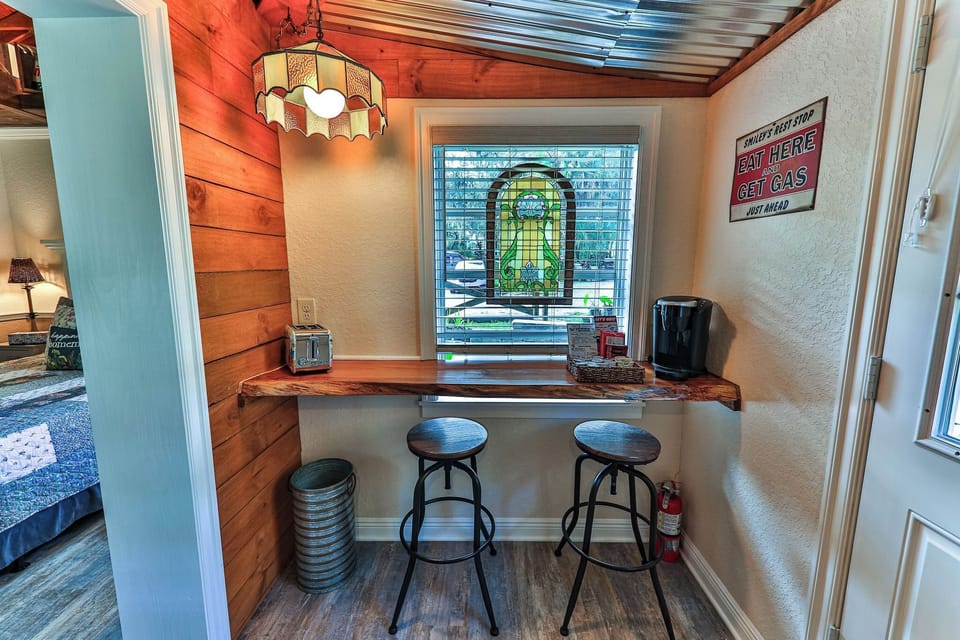 Breakfast nook with live edge wood