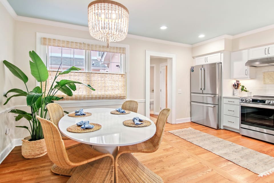 Dining Room / Kitchen