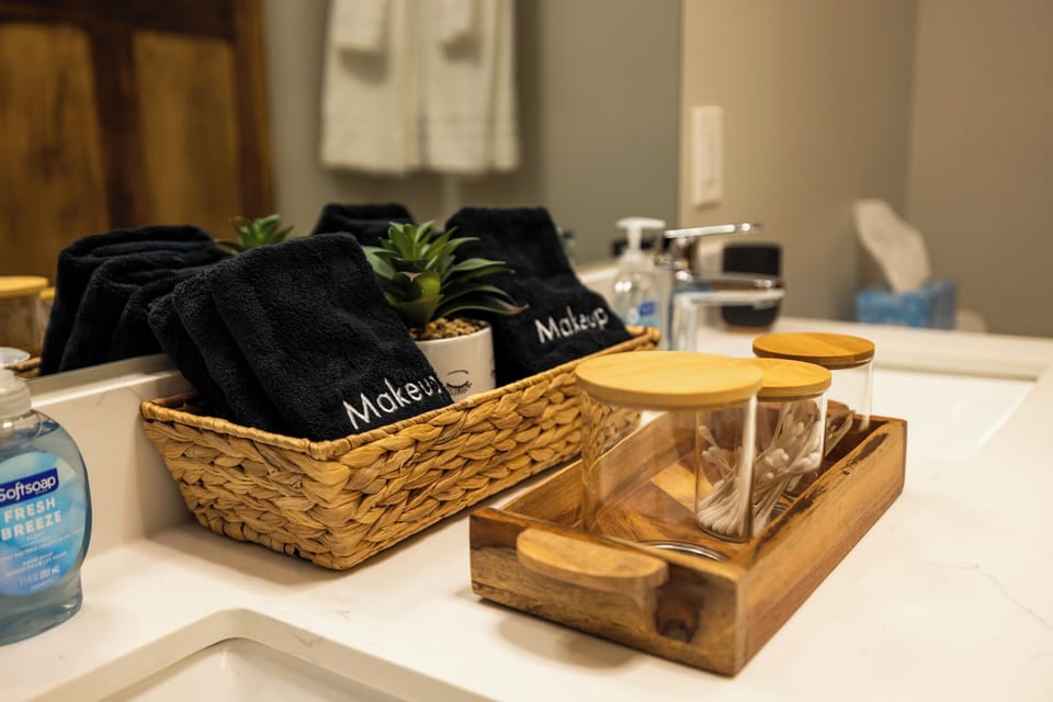 Bathroom amenities