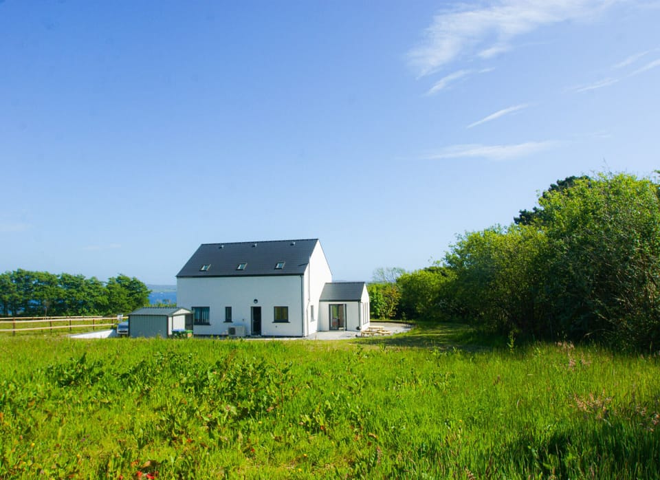 Bell View Holiday Home Sheeps Head | Coastal Self-Catering Holiday Accommodation Available in Bantry, County Cork