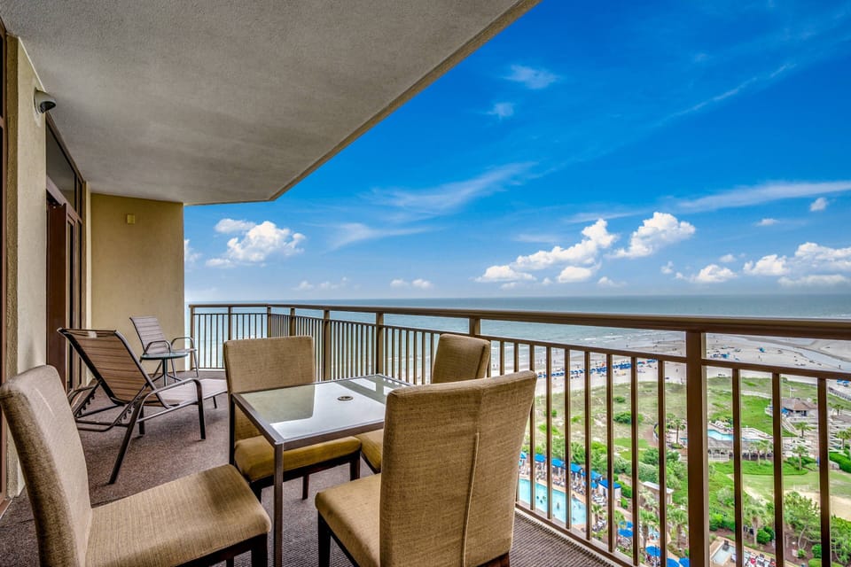 Private 15th-floor balcony — stunning ocean views as far as the eye can see.