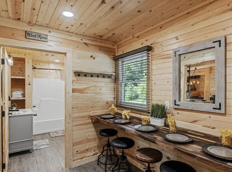 Kitchen Bar Seating for 5