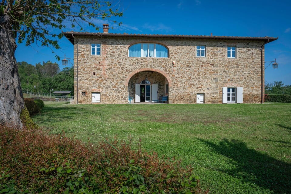 Amenities, Autumn, Building Exterior, Garden, Spring, Summer